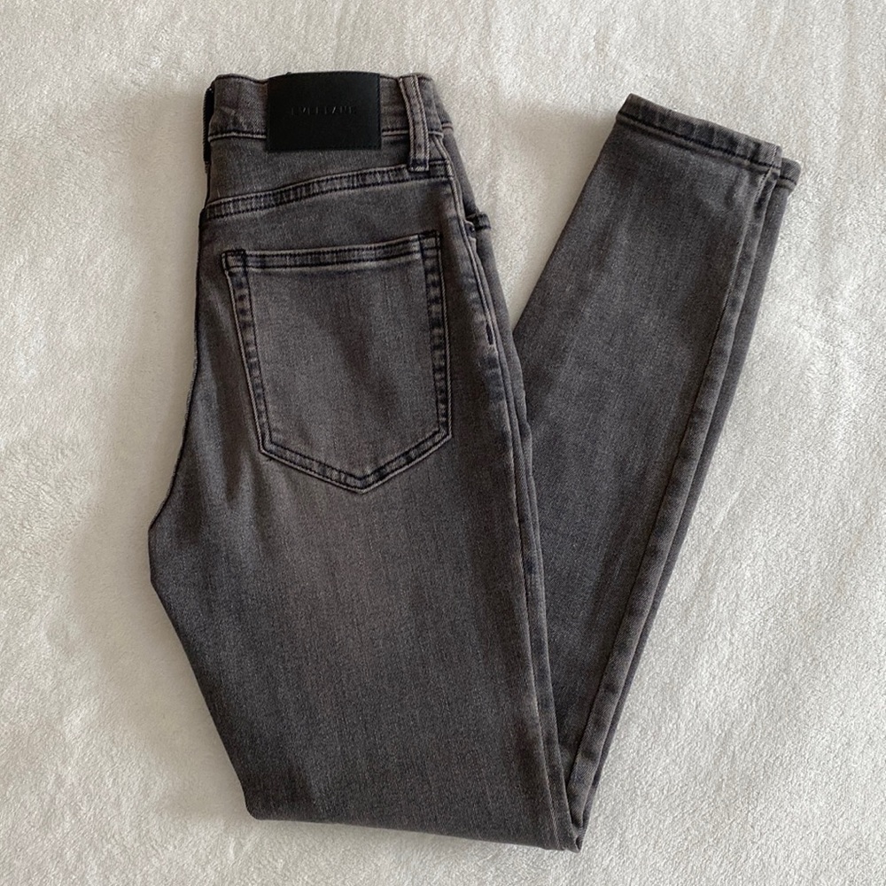 Everlane Women’s Grey Skinny Jeans